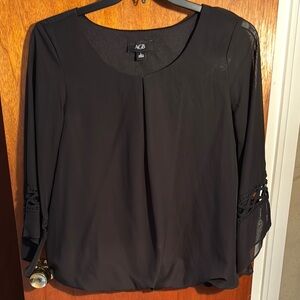 Women's Black Top